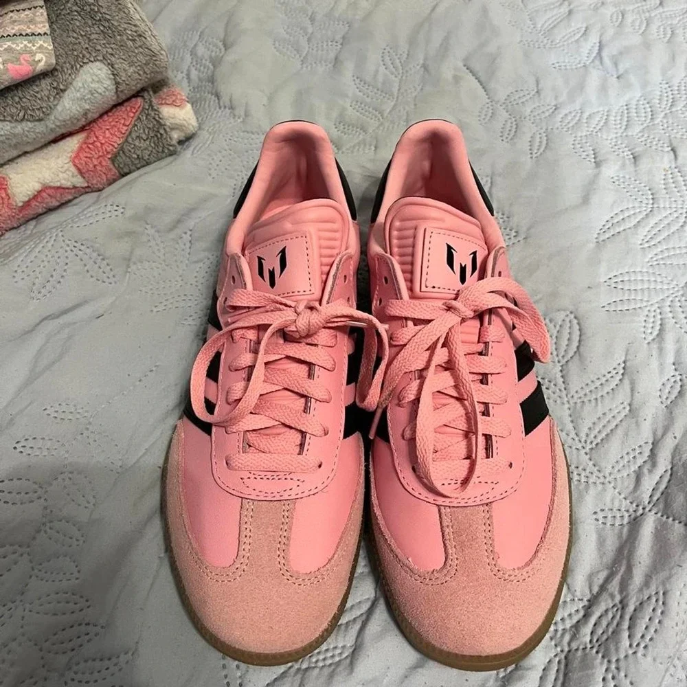 adidas messi pink